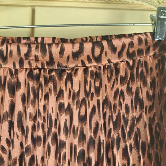 PEYTON JENSEN Pleated Animal Print Salmon Pink Black Midi Skirt Silky Size Small - Picture 2 of 9